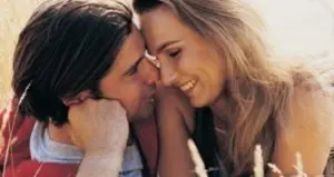Quatre stratégies pour être heureux en couple.
